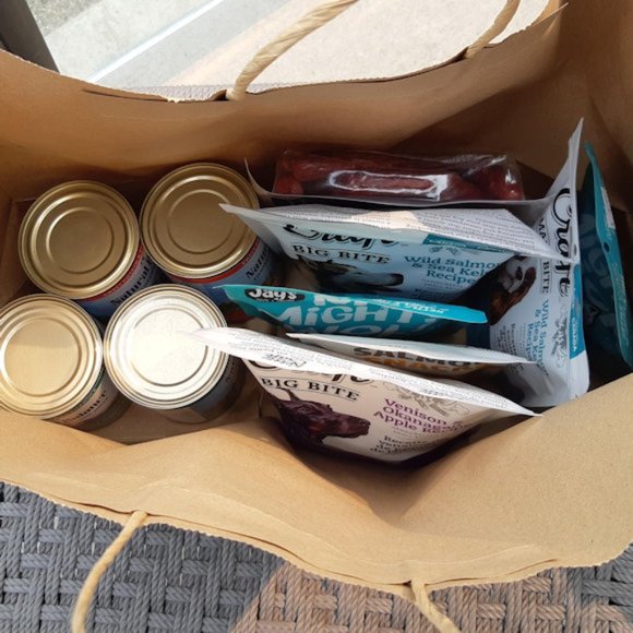 🐾25% of ALL Sales to the BCSPCA, Animal Food Bank, Animal Shelter🐾 - Picture 2 of 3